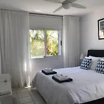 Apartment Stylish 1br With Pool - Near Mall, Restaurants & Shops Paphos