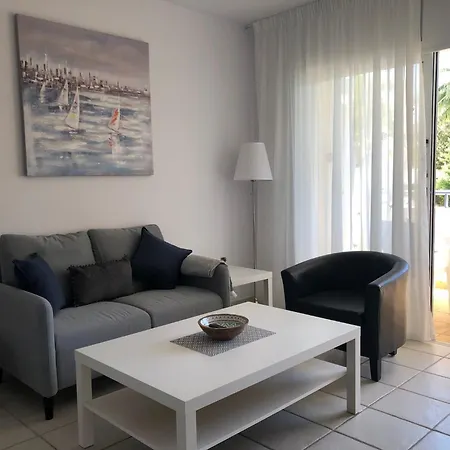 Apartamento Stylish 1br With Pool - Near Mall, Restaurants & Shops *