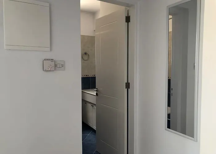 شقة Stylish 1br With Pool - Near Mall, Restaurants & Shops *